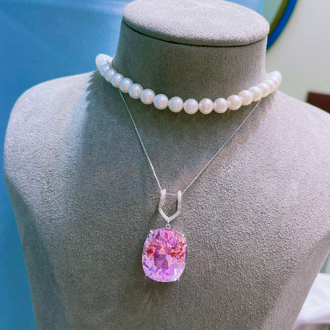 LR713 Fine Jewelry Real Pure 18K White Gold Jewelry 100% Natural Kunzite 38ct Gemstone Diamonds Pendant Neckalces for Women