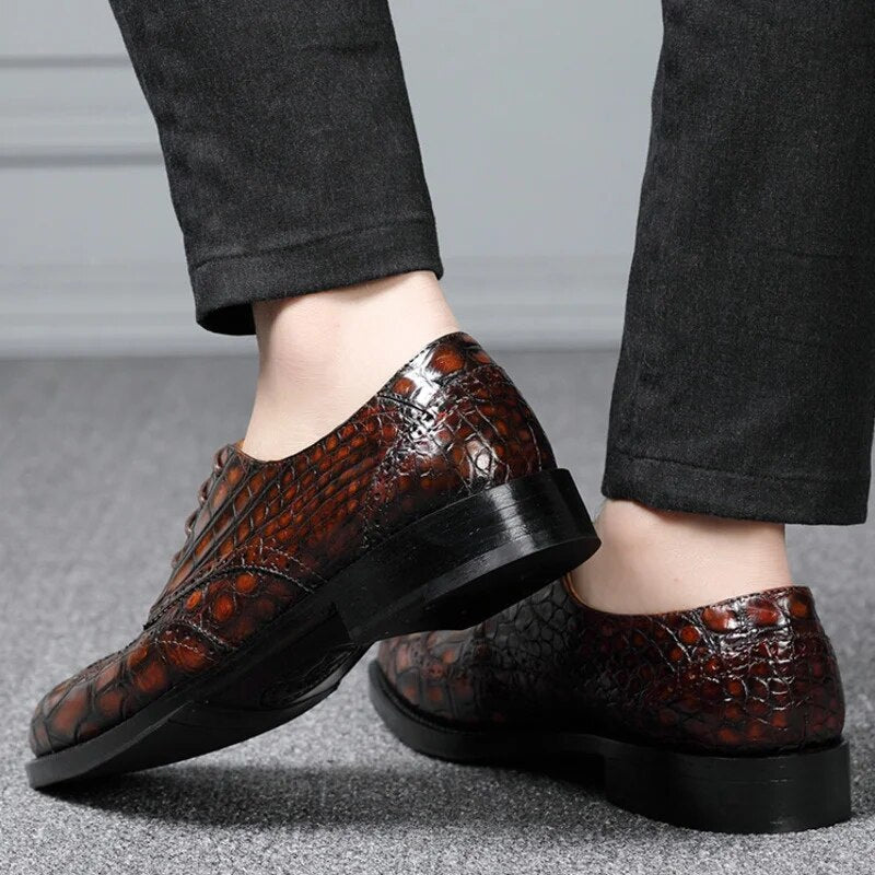New Leather Fashion Lace Up Formal For Men Designer With Luxury Men's Loafers Slip On Dress Italiano Golden Shoes Free Shipping