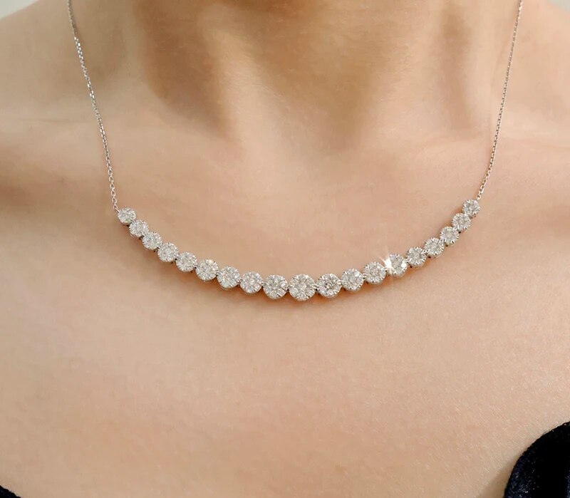 LUOWEND 18K White Gold Necklace Luxury Real Natural Diamonds 2.0carat Romantic Smile Shape Engagement Jewelry for Women