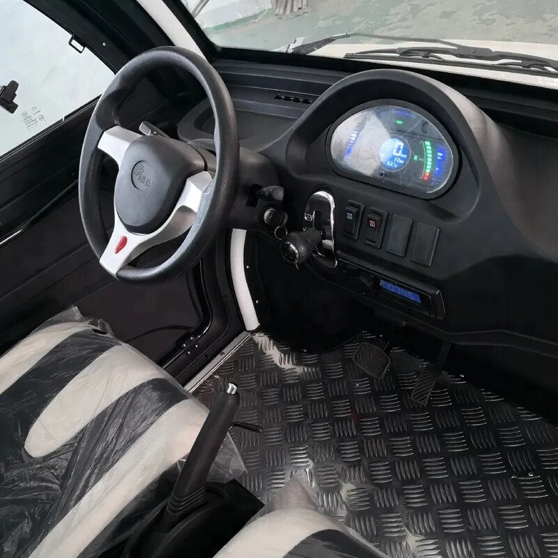 Cheap Price 4 Seater Electric Mini Car for adult use / 4 Wheel Fully Enclosed Electric Industrial Vehicle / Electric Car