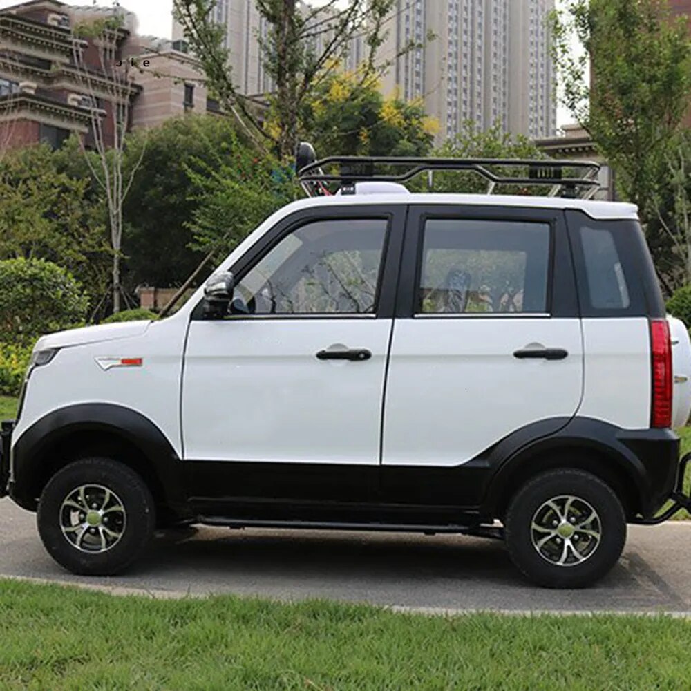 2023 cheap four-wheeled new energy electric vehicles electric cars right hand drive pure electric 4 seater electric mini car