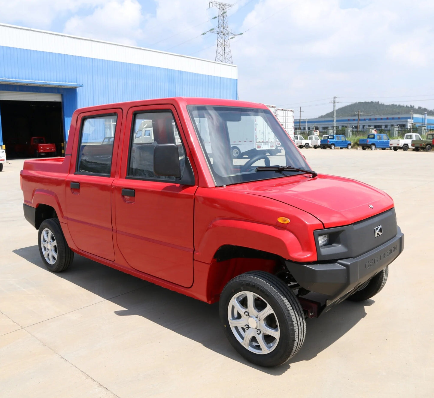King Version 4WD 4x4 Double Cab 4 Seats Mini Passenger Small China Electric Cars / Mini Passenger Small China Electric Cars