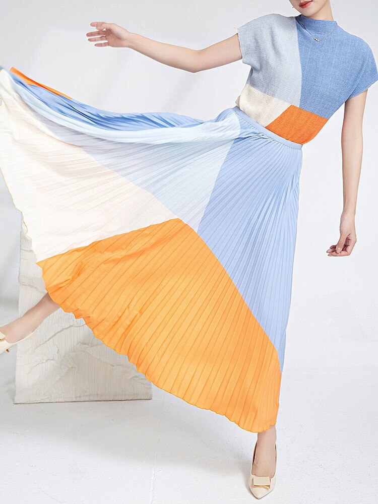 Contrast Color Pleated 2 Pieces Set For Women Slim Tops High Waist Fold Skirts Fashion Female Clothing