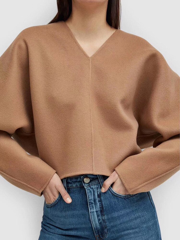 Solid Minimslist Pullover Sweater for Women V Neck Long Sleeve Straight Kintting Sweaters Female Clothing Fashion New