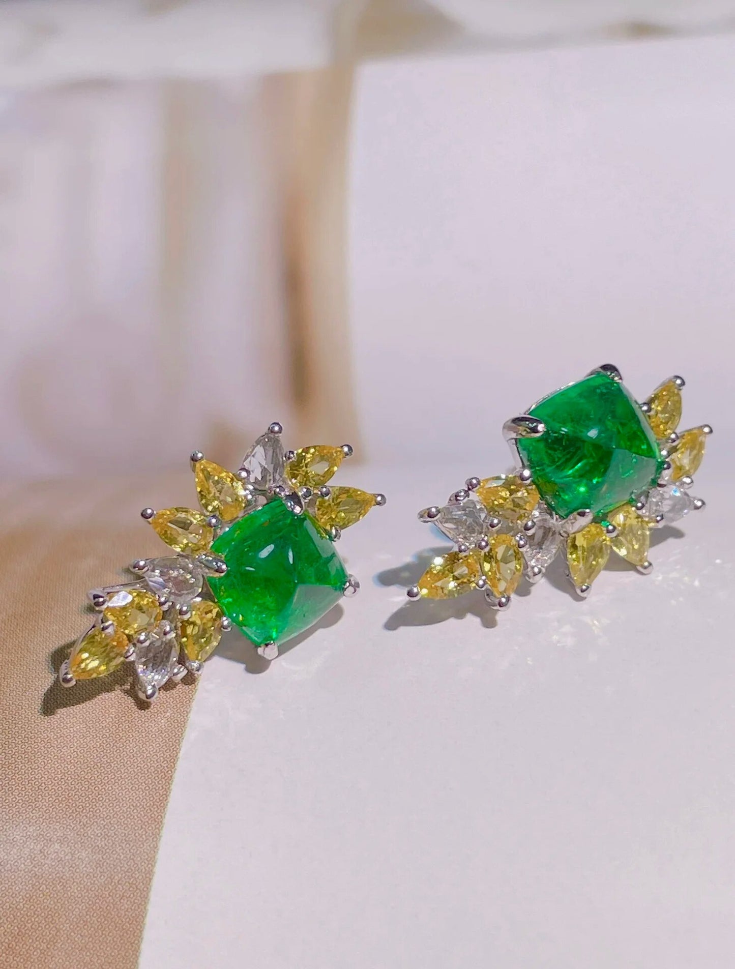 L716 Solid 18K Gold AU750 Nature Green Emerald 2.8ct Diamonds Female Drop Earrings for Women Fine Earrings