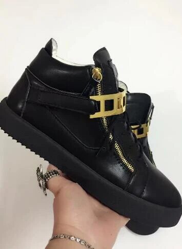 Brand Chentel Comfortable Leather Metal Fashion Men Casual Shoes Party Dress Shoes Men Flats Lace-Up Sneakers Black Color