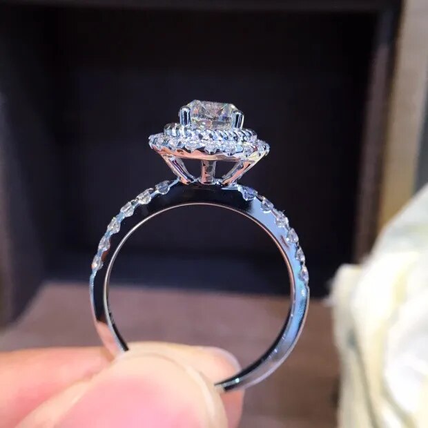Natural Diamond 18K Gold Pure Gold Ring Beautiful Gemstone Ring Good Upscale Trendy Classic Party Fine Jewelry Hot Sell New 2023