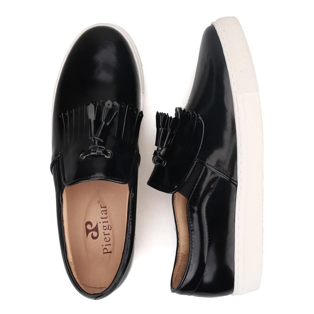 Piergitar 2020 handcrafted genuine leather men sneakers white rubber bottom men's tassel casual shoes outdoor sports shoes