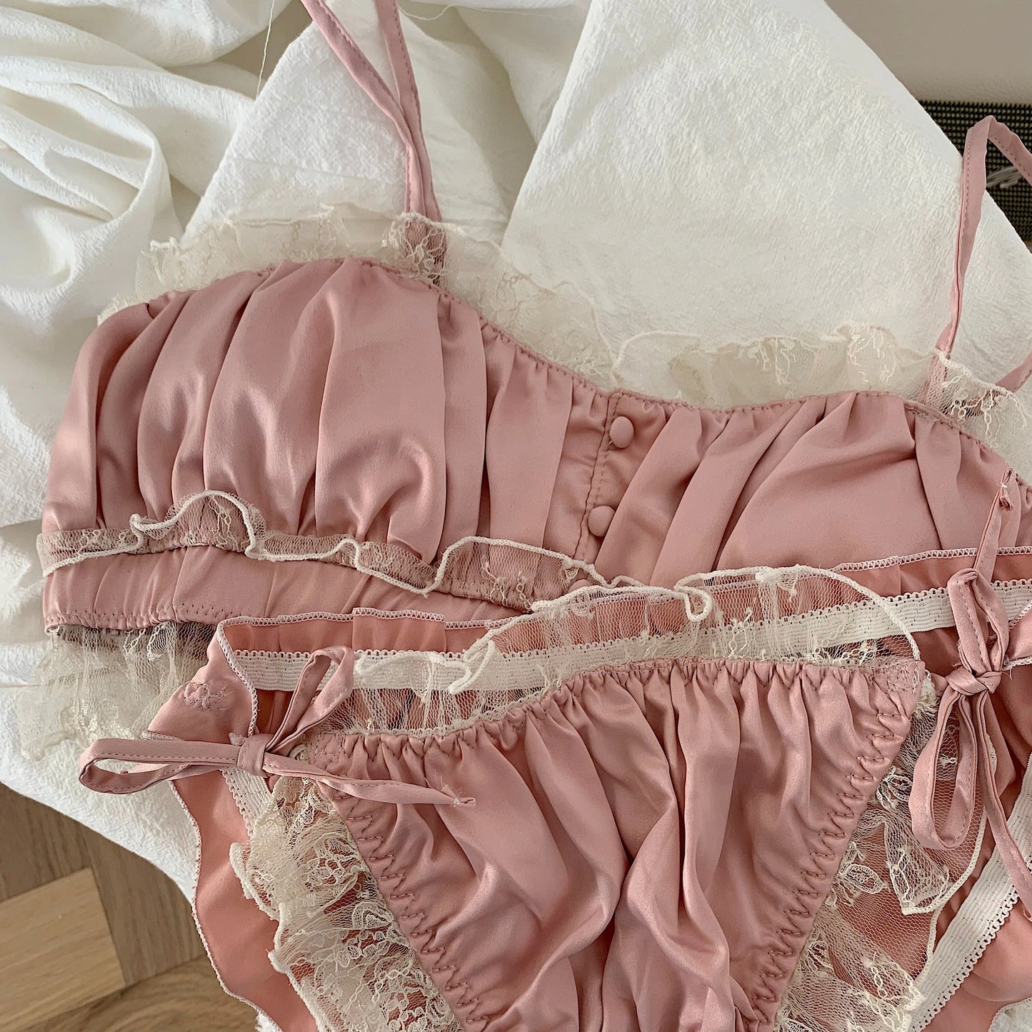 Wriufred Girls Bra Set Retro Pure White Lace Embroidery Underwear Ruffle Panties Comfortable Cotton Lingerie Briefs Sets