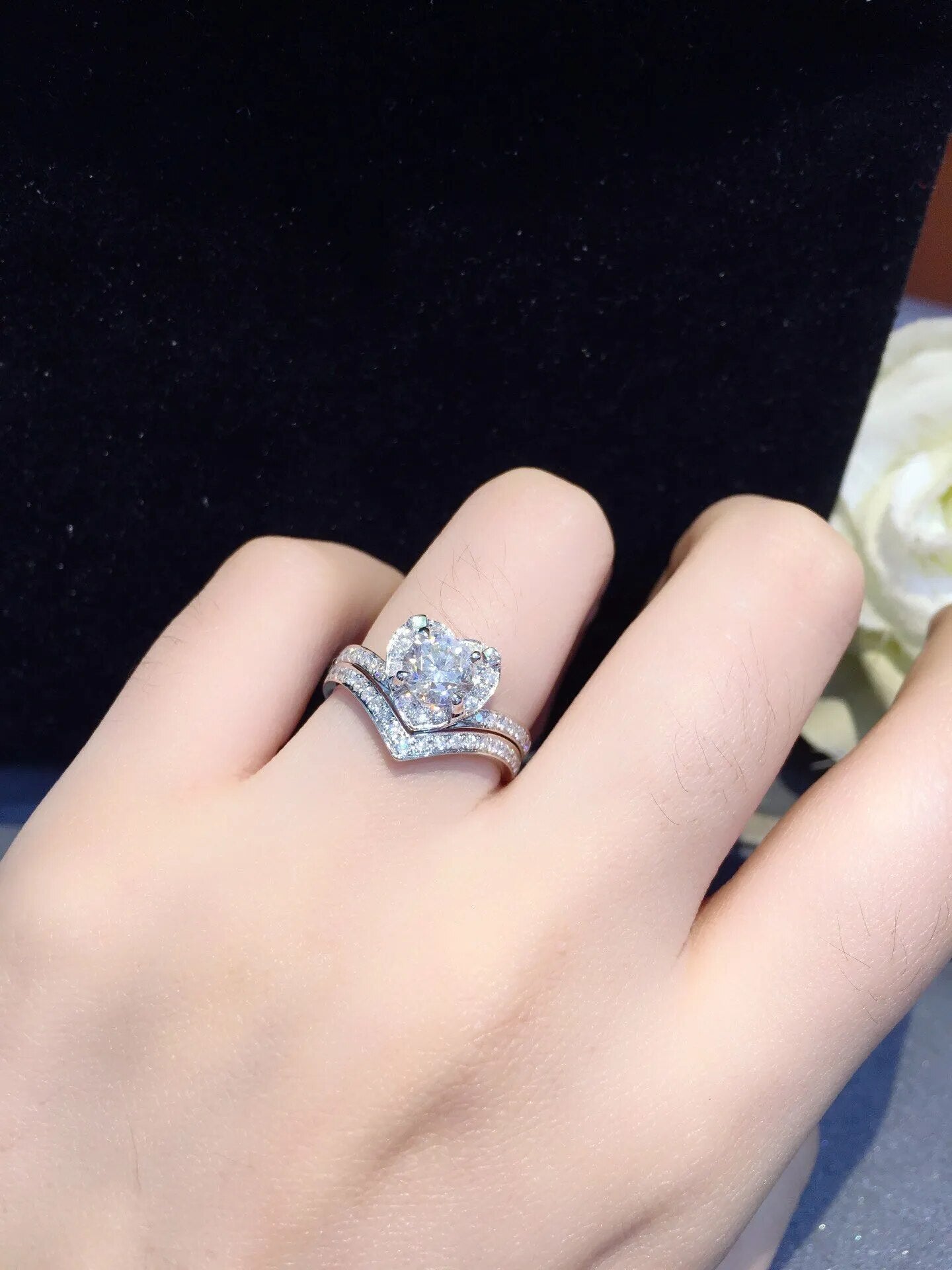 Natural Diamond 18K Gold Pure Gold Ring Beautiful Gemstone Ring Good Upscale Trendy Classic Party Fine Jewelry Hot Sell New 2023
