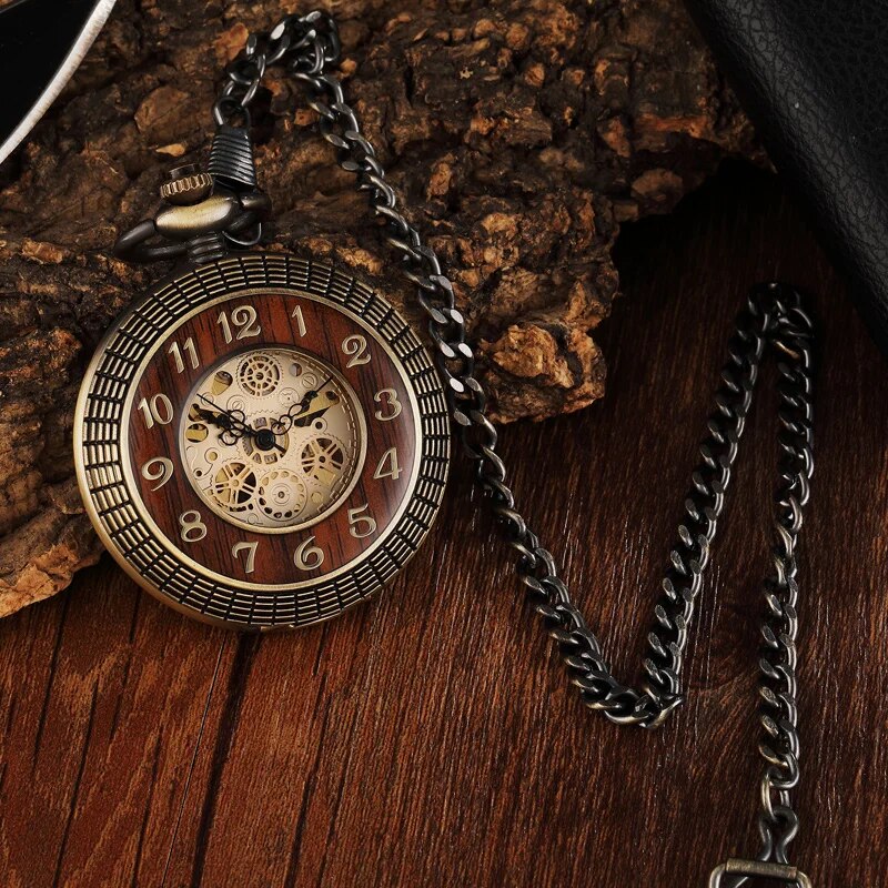 Vintage Wood Circle Carved Number Dial Mechanical Pocket Watch Men Unique Hollow Steampunk Bronze Mechanical Clock Watches Chain