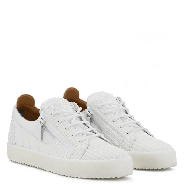 Embossed Leather Black White Urban Casual Shoes Side Zipper Elastic Cross-tied Rivets Toe Platform Flats Low Top Spikes Sneakers