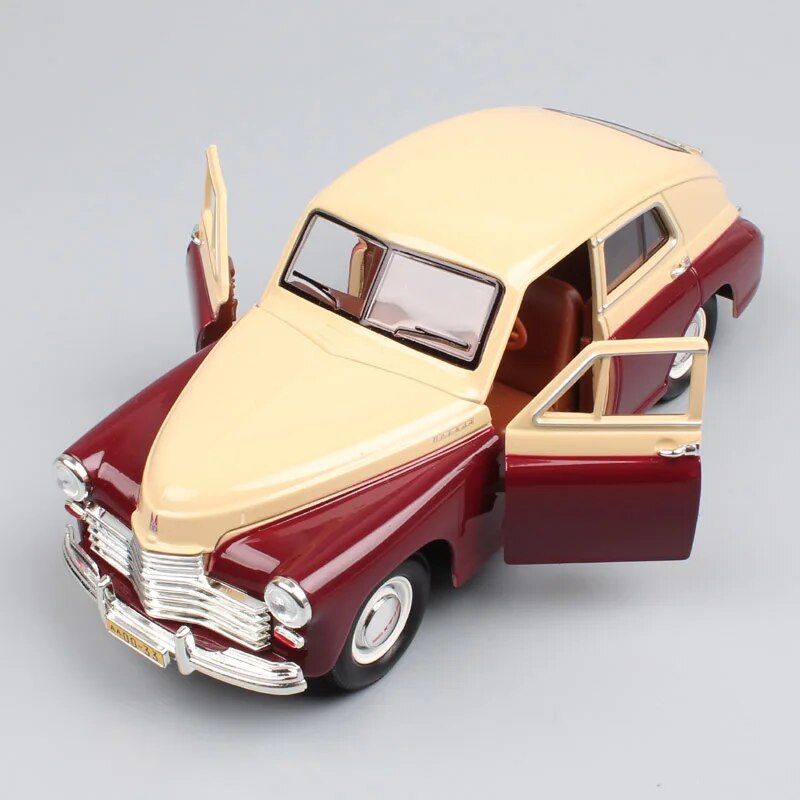 Road Signature 1:24 Scale Russia Soviet Union Gorky Gaz M20 Pobeda Gaz-M20 Cars Sedan Diecast Vehicles Model Toys Gifts Yatming