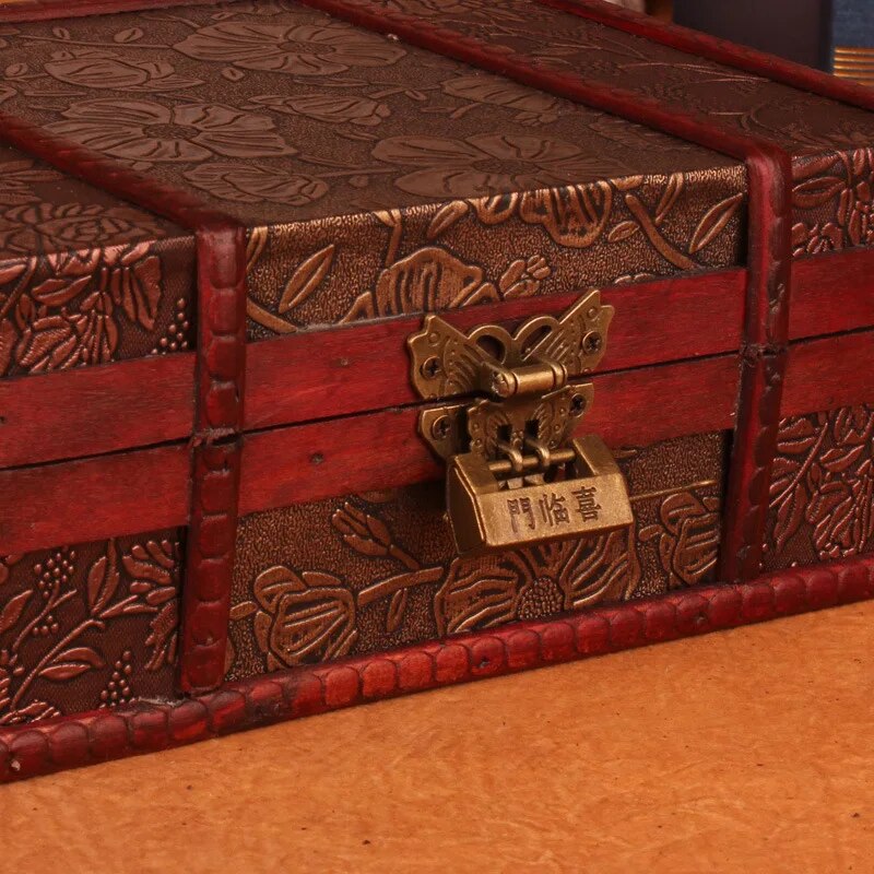 European vintage Wood box with lock storage box rectangle Desktop box antique wooden jewelry box
