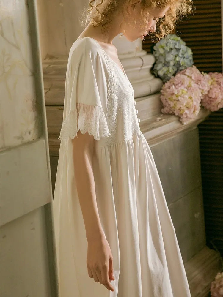 2019 Summer White Cotton Sweet Women's Nightgowns Soft Loose Sleepwear Elegant Vintage Princess Lace Night Dress 19523