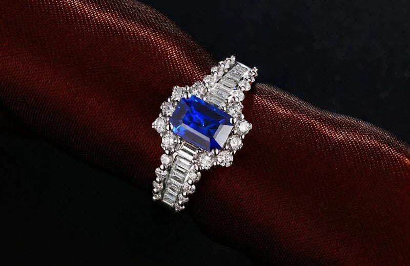 18K/Au750 White Gold Natural 1.2ct Sapphire & 0.80ct Diamonds Engagement Ring