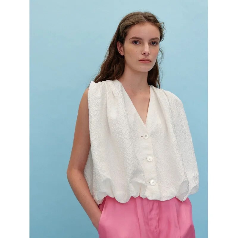 2023 Early Fall Women's Clothing Style v Collar bubble sleeve Cardigan single-row button-down white shirt