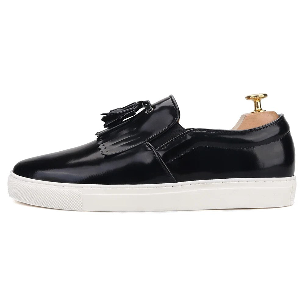 Piergitar 2020 handcrafted genuine leather men sneakers white rubber bottom men's tassel casual shoes outdoor sports shoes