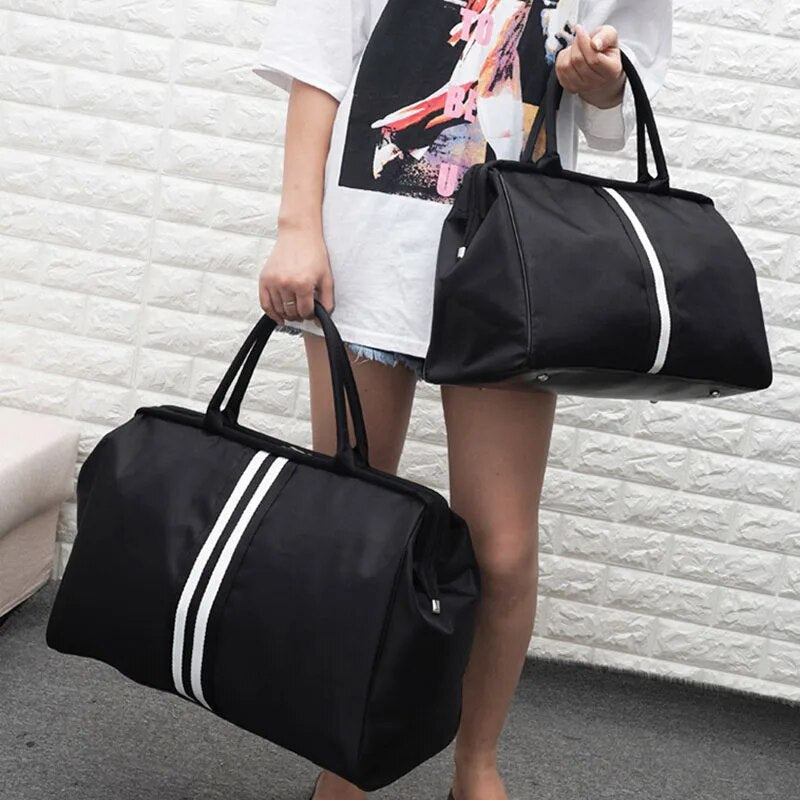 Korean Version Overnight Weekend Traveling Bag Strip Handbag Big Travel Bag Luggage Men's Foldable Duffle Bags 2023 New XA637ZC