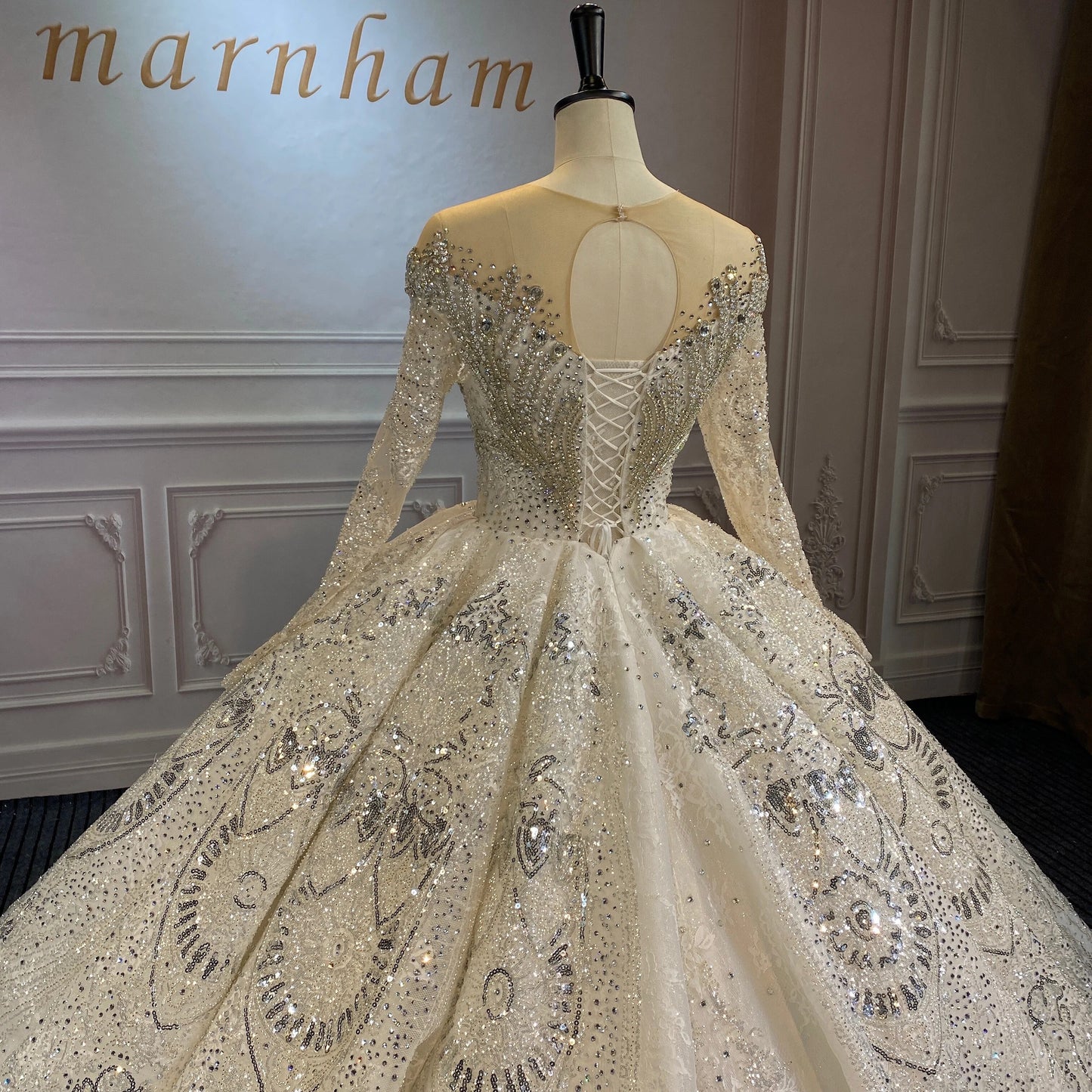 Marnahm Luxury Woman Wedding Dress 2022 Bridal Gown V Neck Full Beads Diamonds Long Sleeves Custom Vestido De Novia High Quality