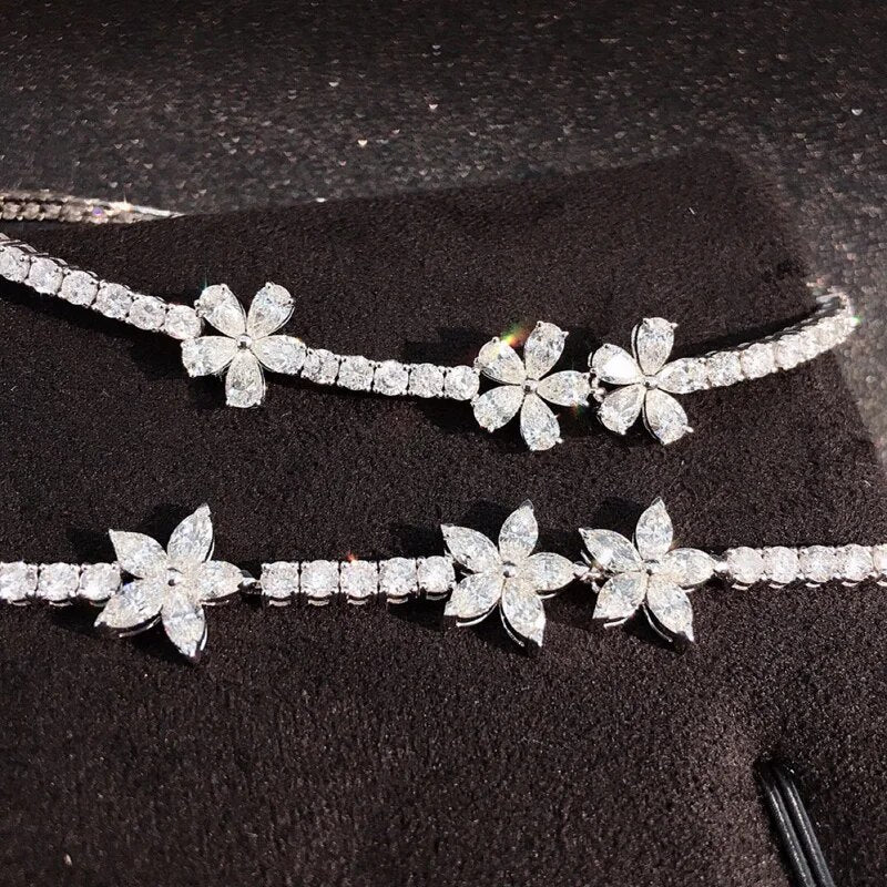 JK&JY 18K White Gold Natural Diamond Flowers Tennis Bracelet 4.3Ct Very Shiny Quality Assurance