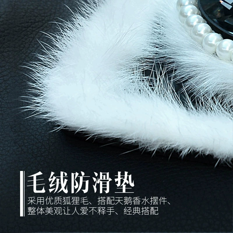 High-End Crystal Swan Car Perfume Decoration Car Aromatherapy Long-Lasting Light Perfume Female Car Interior Dashboard Ornament Decoration