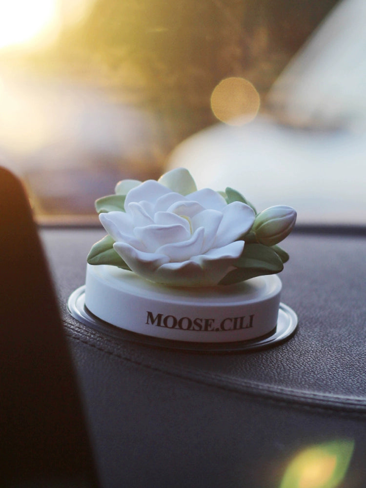 Classy Automobile Aromatherapy Decoration Vehicle Center Console Decoration Car Fancy Fragrance 2023 Internet Hot New