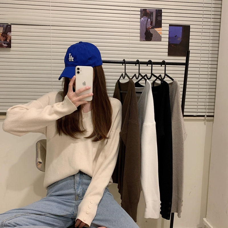 Chic Autumn Long Sleeve Pullover Hong Kong Style V Neck Sweater