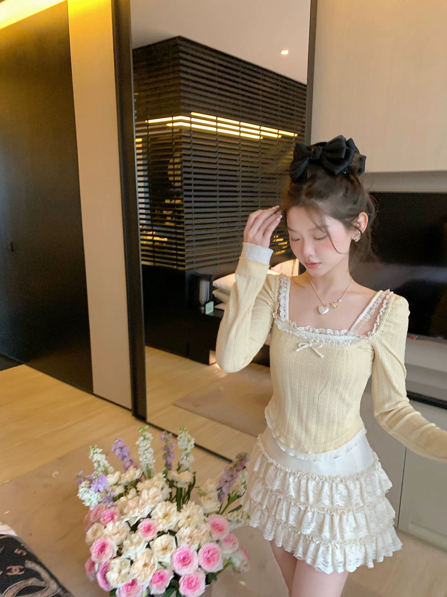 Miss Weiss Jasmine Green Tea Square Collar Knitted Top