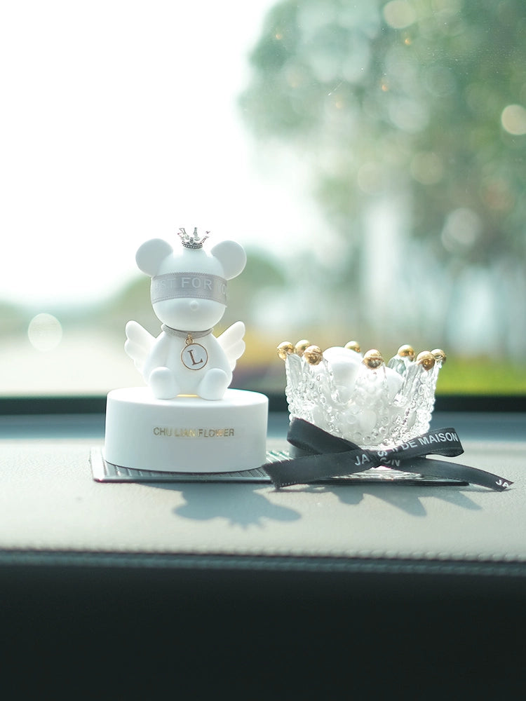 Suitable for BMW Benz Audi Car Interior Decoration Ornament Auto Perfume Car Seating Aromatherapy Decorative Products for Women