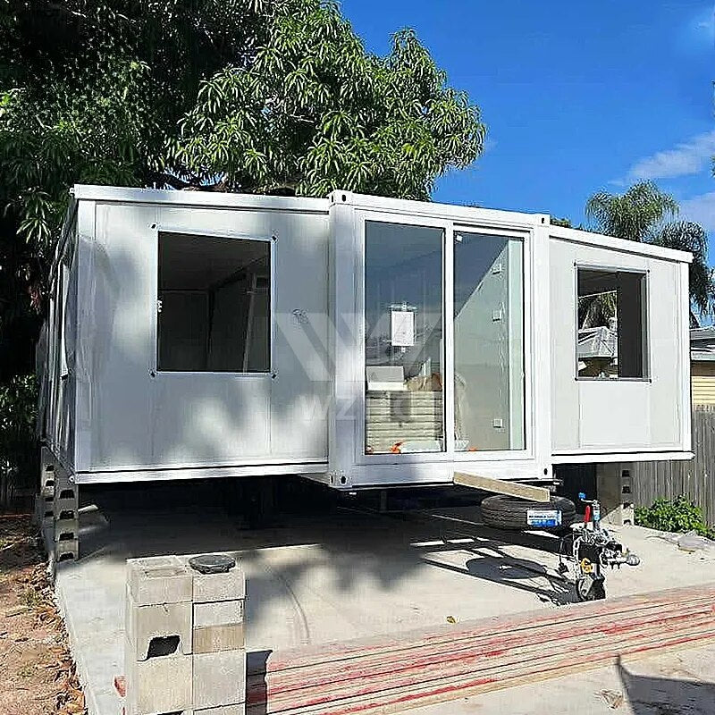 China Quality Control 40FT Stackable Quick Assemble Mini Removable Fitted Portable Homes 2 Bedroom Container House For Sale