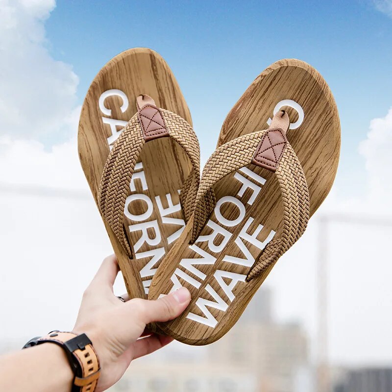 Q300 new cross-border flip-flops for men_summer outdoor men's sandals and slippers beach seaside shoes wholesale
