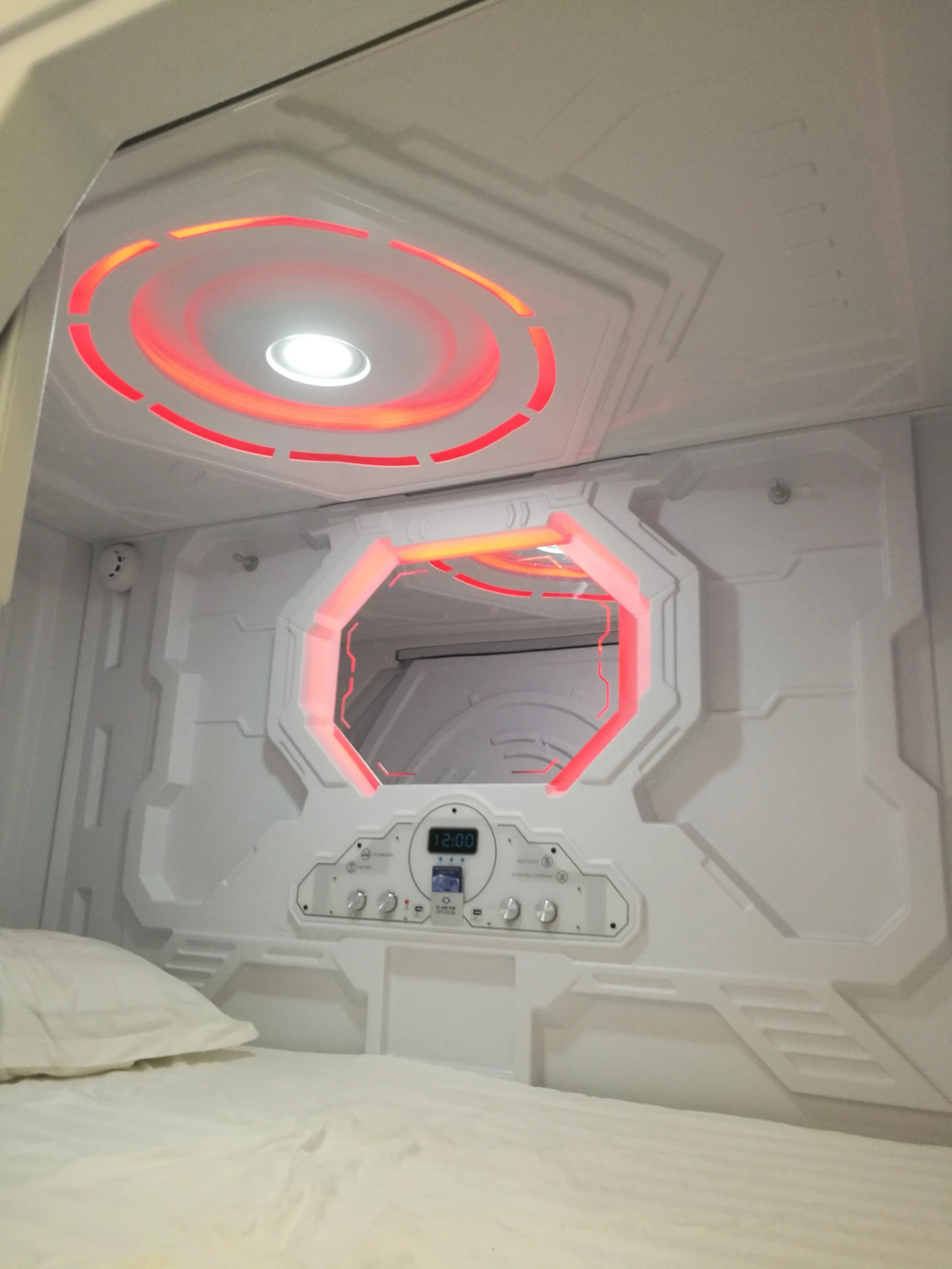 STARSDOVE Modern Single Sleeping Capsule Bed Furniture Sets Sleeping Pod Smart Capsule Bed