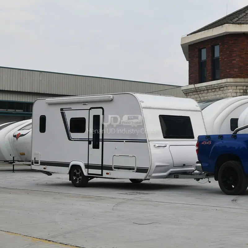 Hot Sale Camper Trailer Caravan Camper For Family Luxury Rv Caravan Motor Homes Off Road Mobile House Travel Trailer