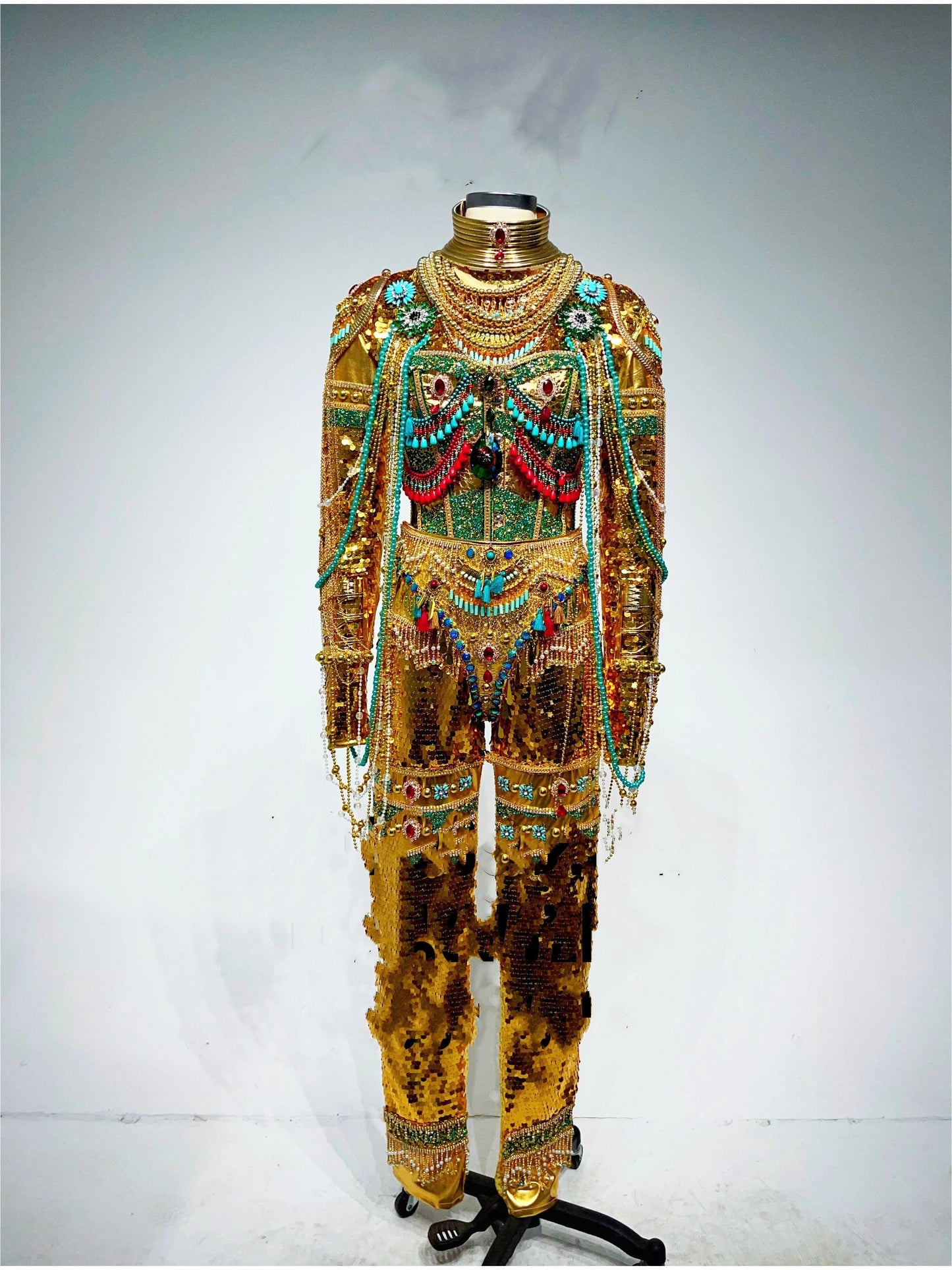 New sexy Jibaro banshee Cosplay clothing  golden  metal chain shiny colorful full Rhinestone nightclub showgirl dance sta