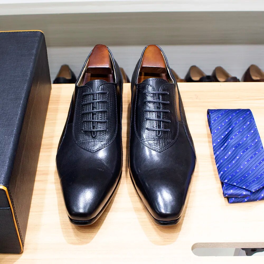 Luxury Men Shoe Genuine Leather Lace Up Fashion Oxford Pointed Toe Office Dress Wedding Black Red  Formal Business Men's Shoes