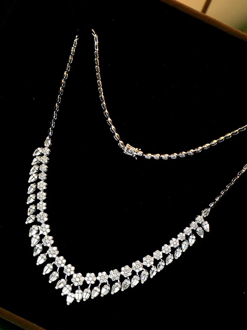 LUOWEND 18K White Gold Necklace Real Natural Diamonds 8.2carat Luxury Classic Tassel Style Wedding Necklace for Women Wedding