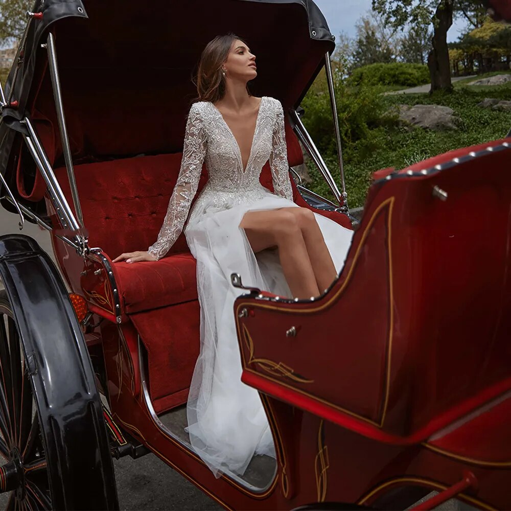 Aviana Charming V-Neck A-Line Wedding Dresses Long Sleeves Lace Appliques Bridal Gown High Side Split Backless Vestido De Novia