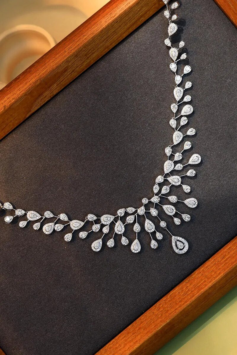 LUOWEND 18K White Gold Necklace 6.8carat Natural Diamond Classic Tassel Palace Style Necklace for Women High Wedding Jewelry