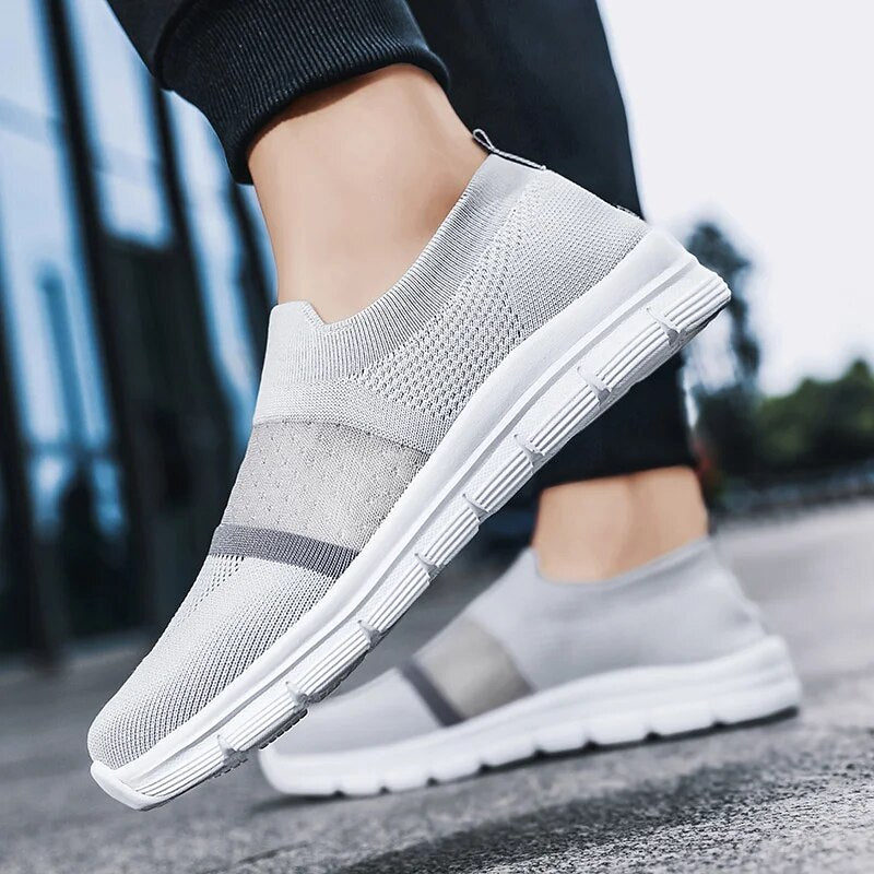 Cheap Mens Sneakers Lightweight Outdoor Sports Tennis Shoes for Men Mesh Slip on Shoes Casual Trainers Male Footwear Zapatillas