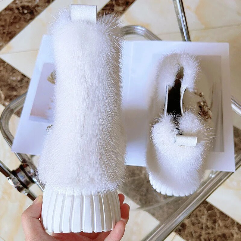 Stylish British Style Platform Ankle Boots Luxury Mink Fur Trend Snow Boots Exquisite Diamond Buckle Solid Color Fur Sneakers