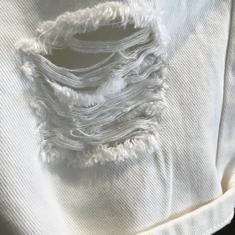 2023 Hong Kong Version of Everything Street Tide White Ripped Denim Shorts Men's Casual Trend Summer Scraped Five Points Pants