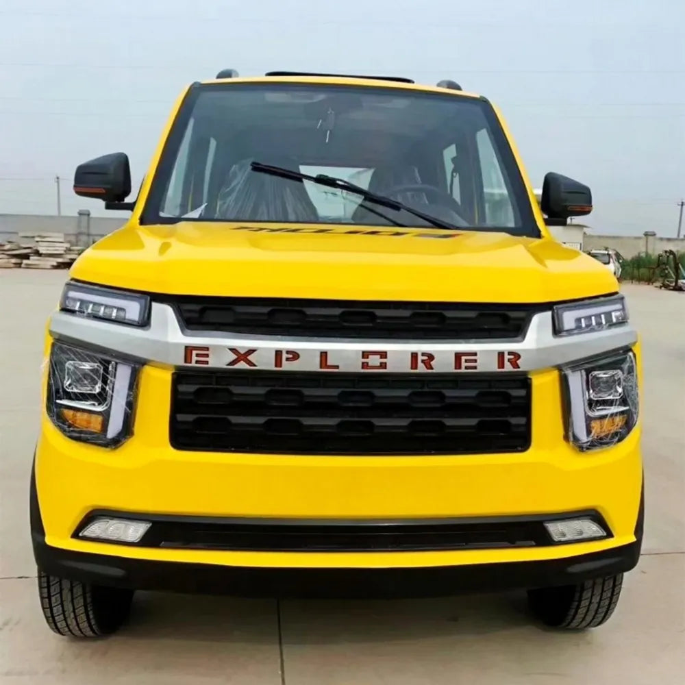 2023 cheap four-wheeled new energy electric vehicles electric cars right hand drive pure electric 4 seater electric mini car