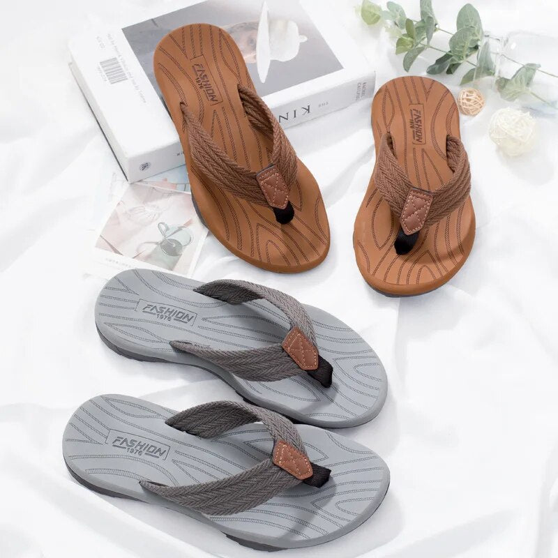 Q182 new summer Southeast Asia leisure trend men's rubber thick-soled pinch herringbone beach slippers denim spot