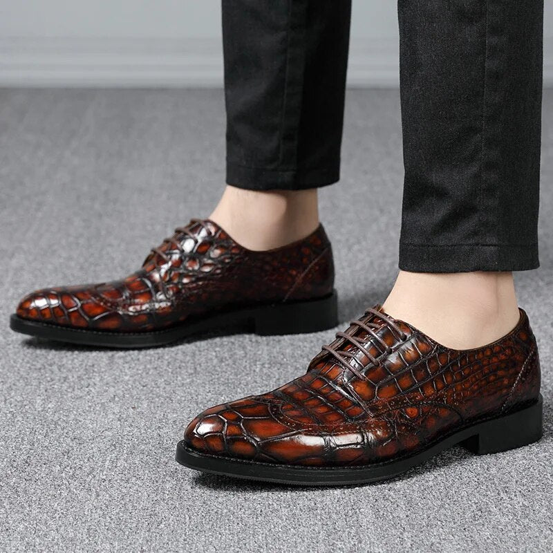 New Leather Fashion Lace Up Formal For Men Designer With Luxury Men's Loafers Slip On Dress Italiano Golden Shoes Free Shipping