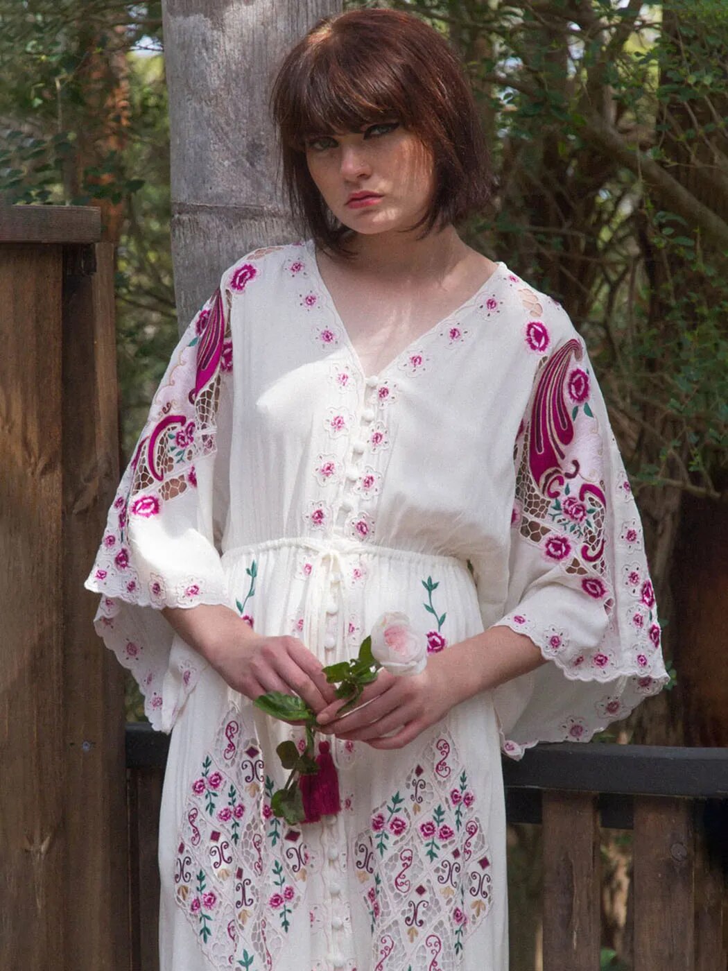 Jastie Floral Embroidered Boho Dress V-Neck Batwing Sleeve Women Dresses Loose Long Maxi Dress Summer Dresses Vestidos