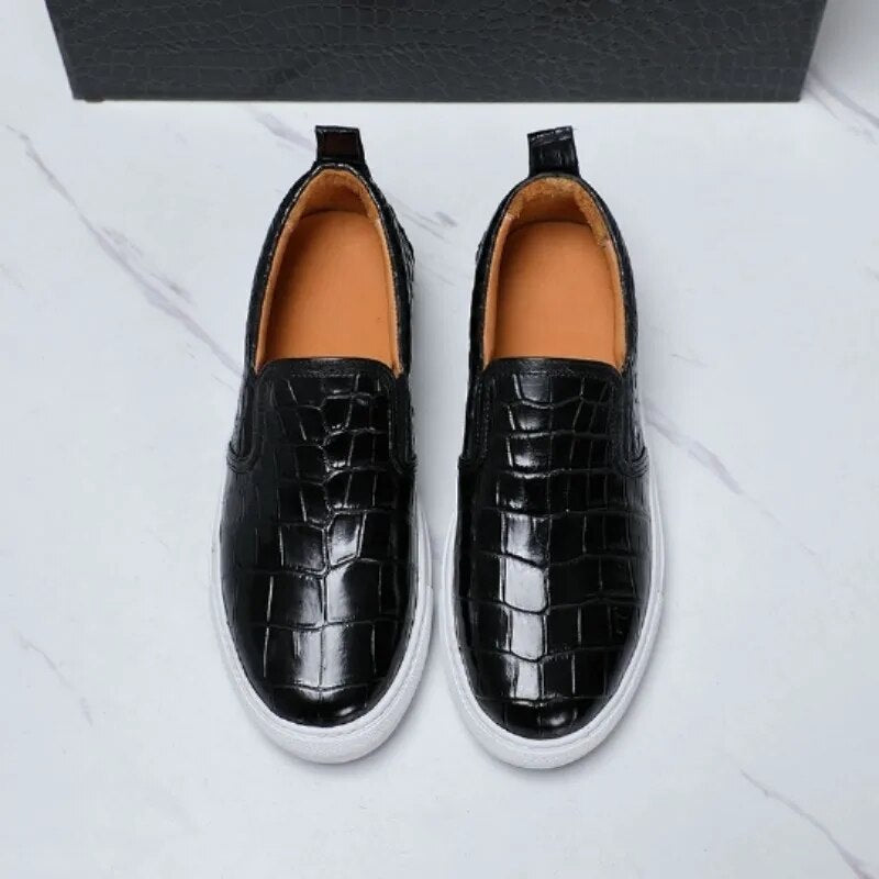 Brand Men Shoes Designer Black Sneakers Loafers Handmade Business Casual Crocodile Leather Shoes Slip On Flats Work Footwear