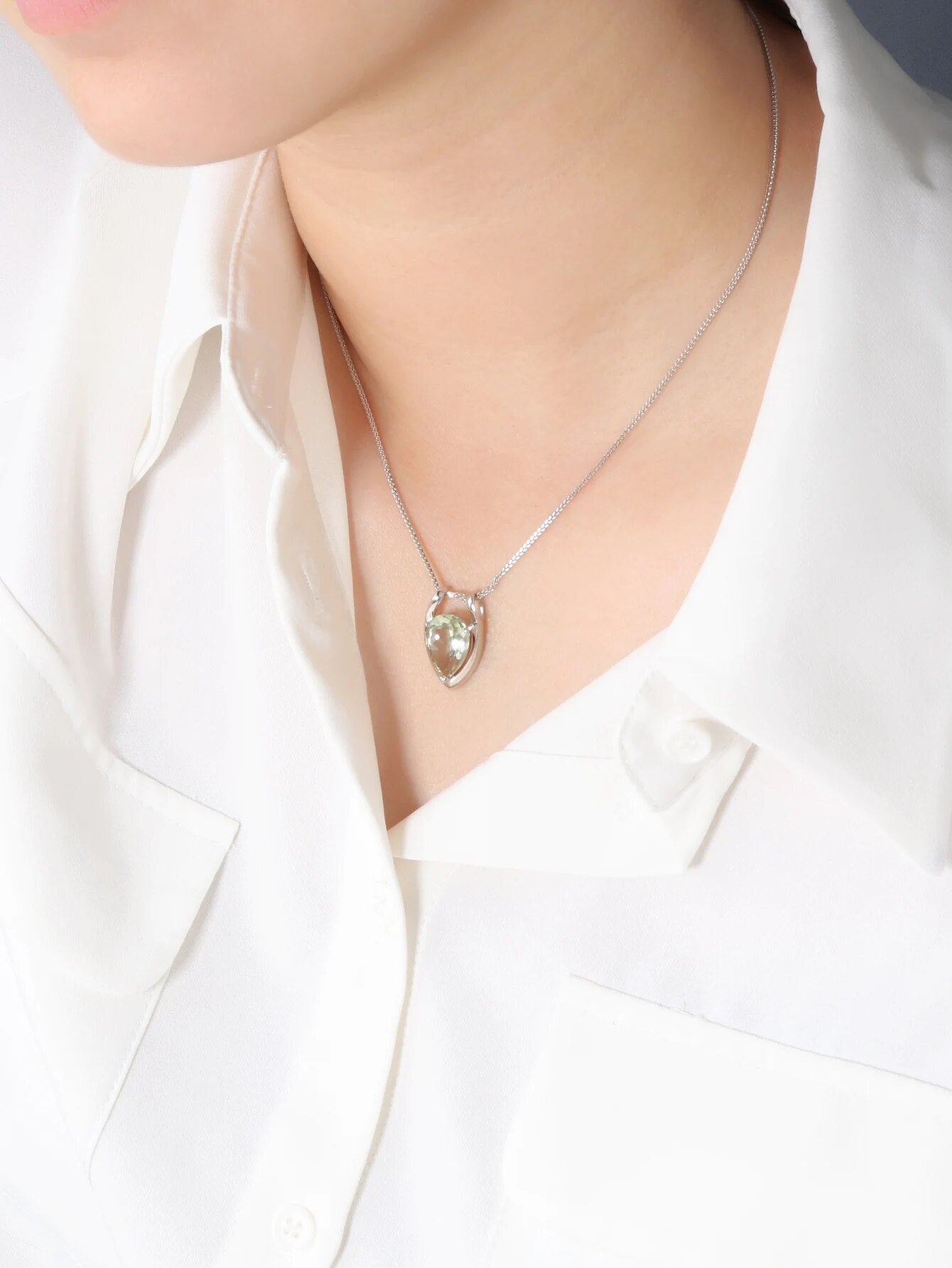Hot sale V shape pendant 925 sterling silver with natural green amethyst fine jewelry for girls Black Friday & Christmas gift