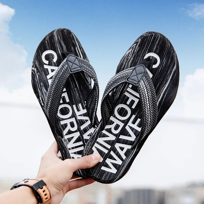 Q300 new cross-border flip-flops for men_summer outdoor men's sandals and slippers beach seaside shoes wholesale
