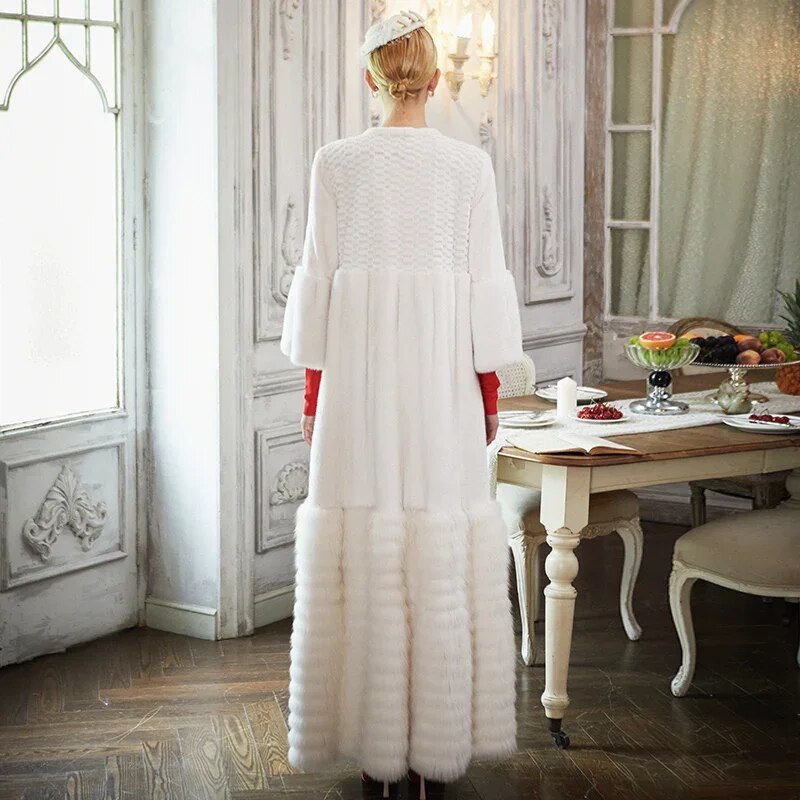 Women's Fur Coat 2324 Trend Natural Fur Long Mink White Outerwear Jackets Trench Coats New in Outdoor Clothes Clothing Tailored